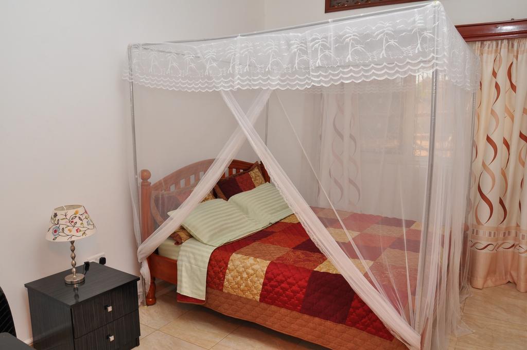 Muyenga Luxury Vacation Home كامبالا المظهر الخارجي الصورة