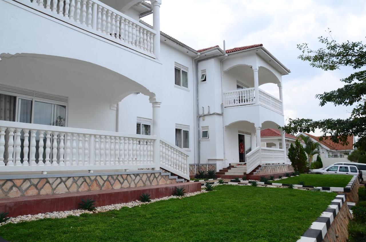 Muyenga Luxury Vacation Home كامبالا المظهر الخارجي الصورة