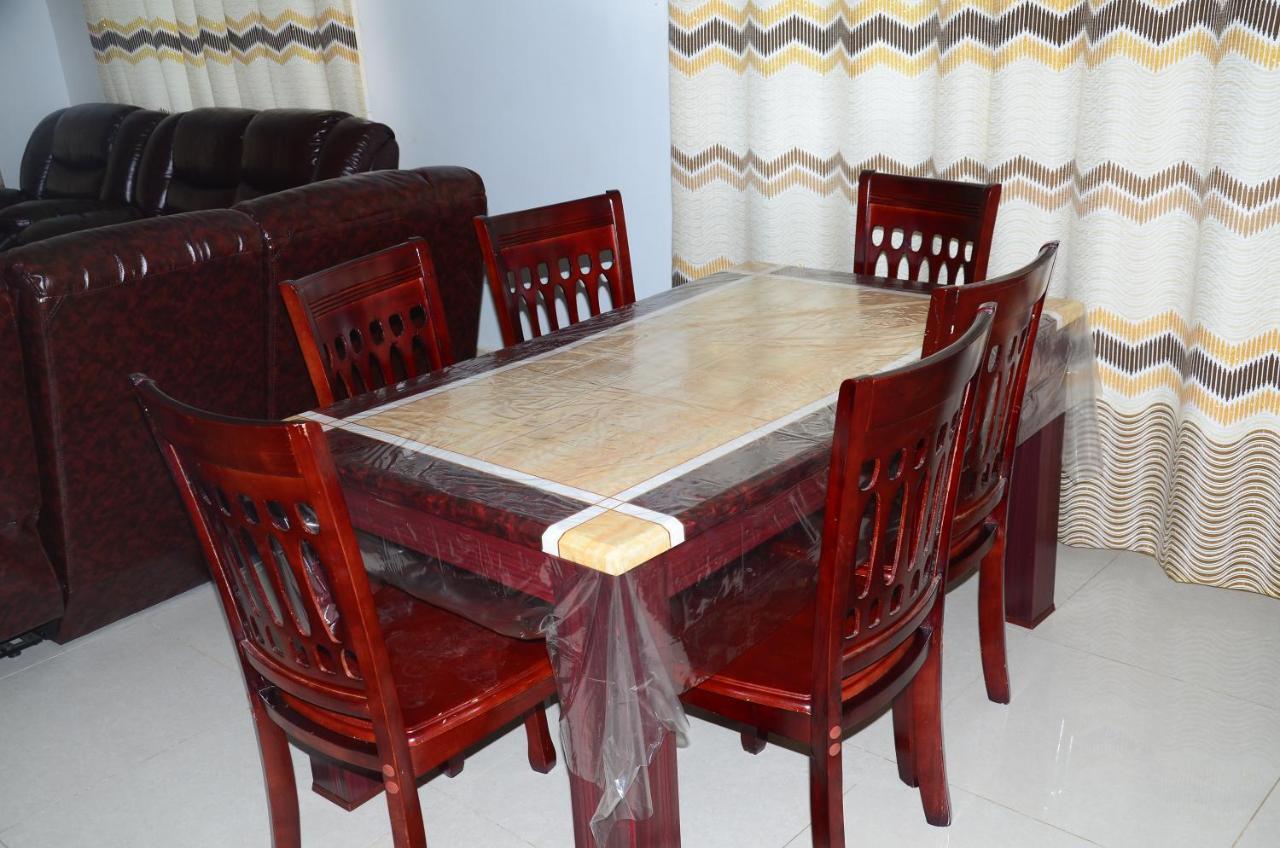 Muyenga Luxury Vacation Home كامبالا المظهر الخارجي الصورة
