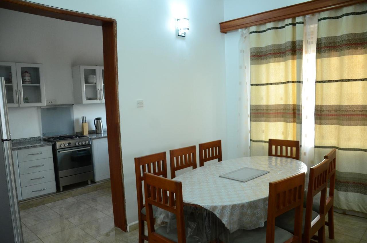 Muyenga Luxury Vacation Home كامبالا المظهر الخارجي الصورة