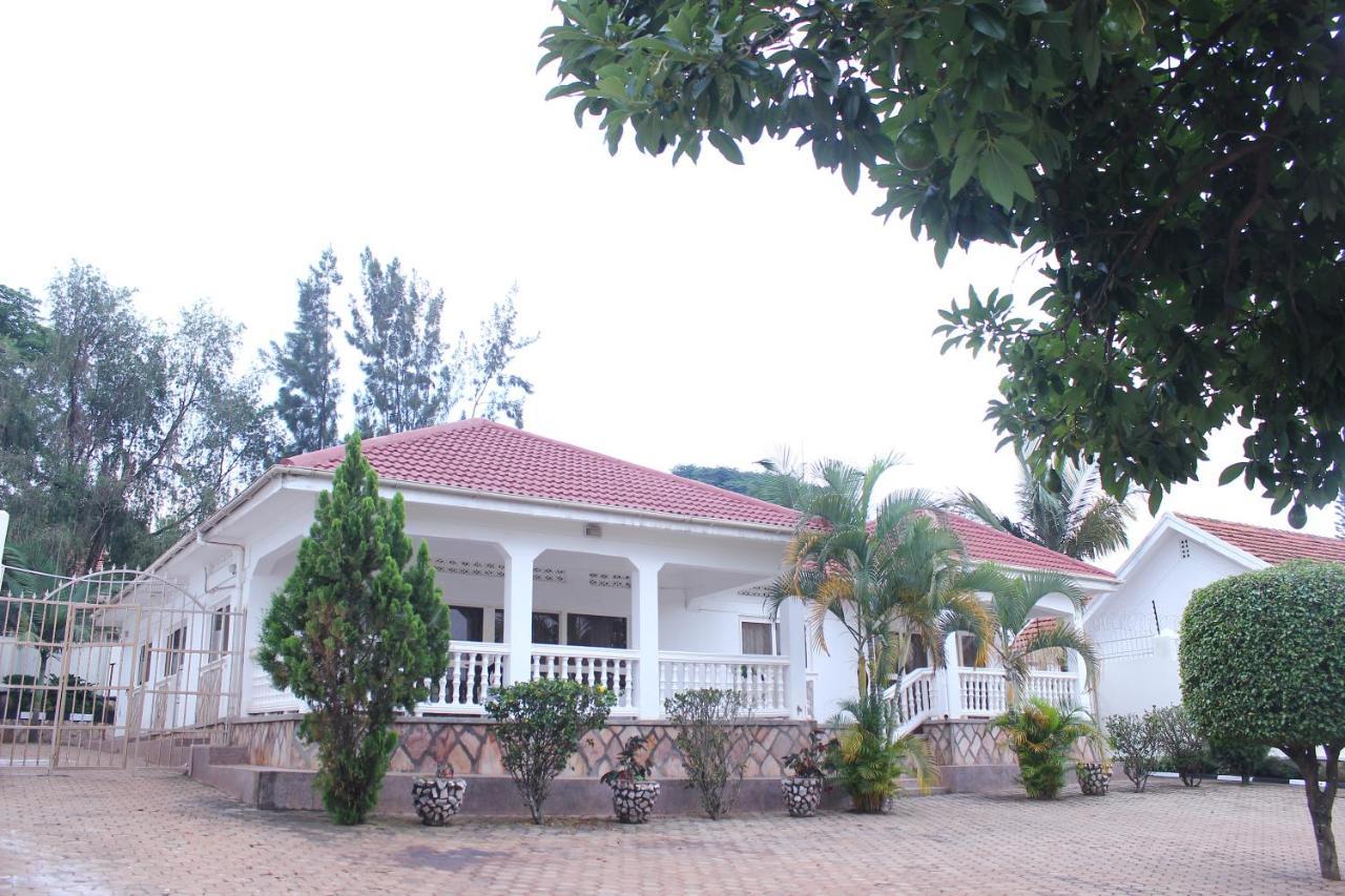 Muyenga Luxury Vacation Home كامبالا المظهر الخارجي الصورة